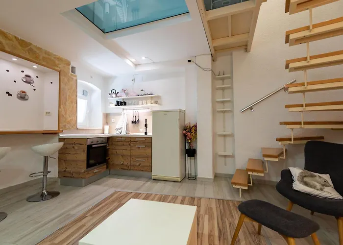 Andriamar 아파트 *