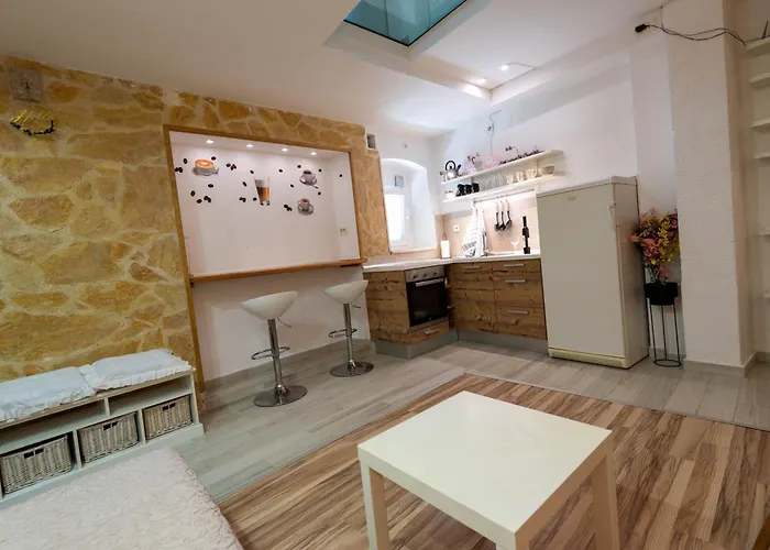 Andriamar * 시베니크