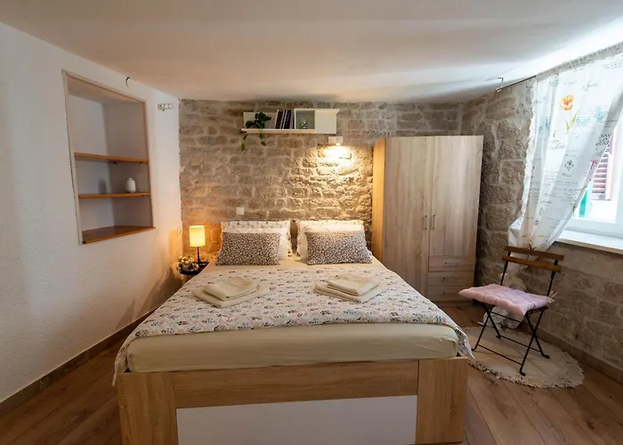 아파트 Andriamar *