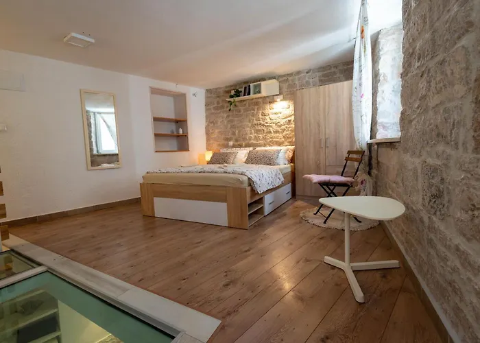 아파트 Andriamar 시베니크